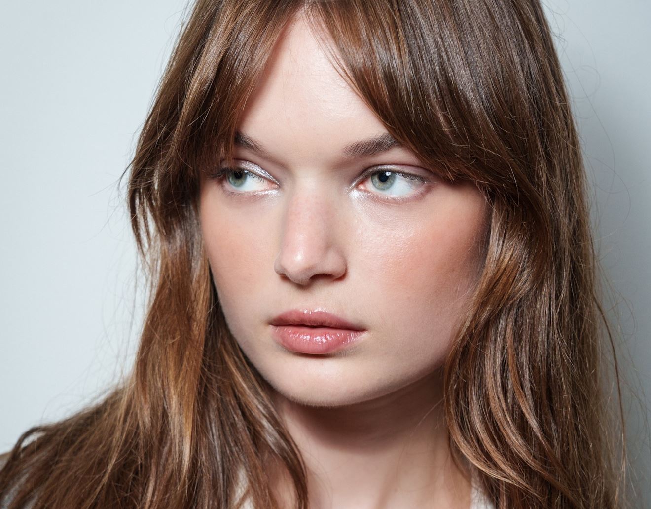 5 κορυφαία προιόντα για τα μάτια που αναζωογονούν το βλέμμα