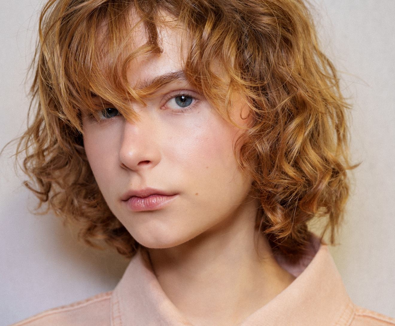 Glass Skin: Αυτό το serum χαρίζει πιο λεία, καθαρή και φωτεινή επιδερμίδα σε 7 ημέρες