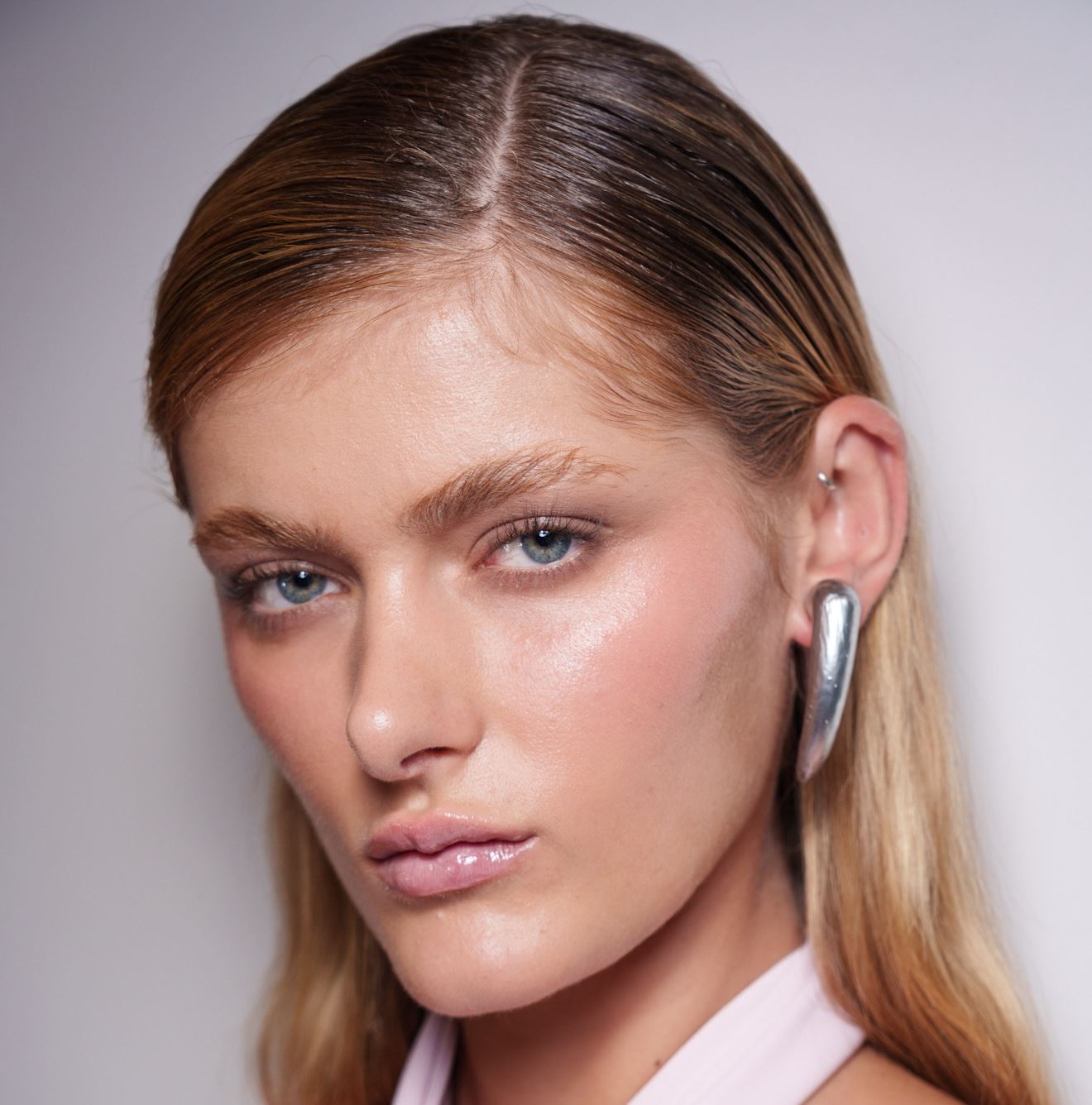 5 οικονομικά ρουζ υγρής μορφής που θα λατρέψεις