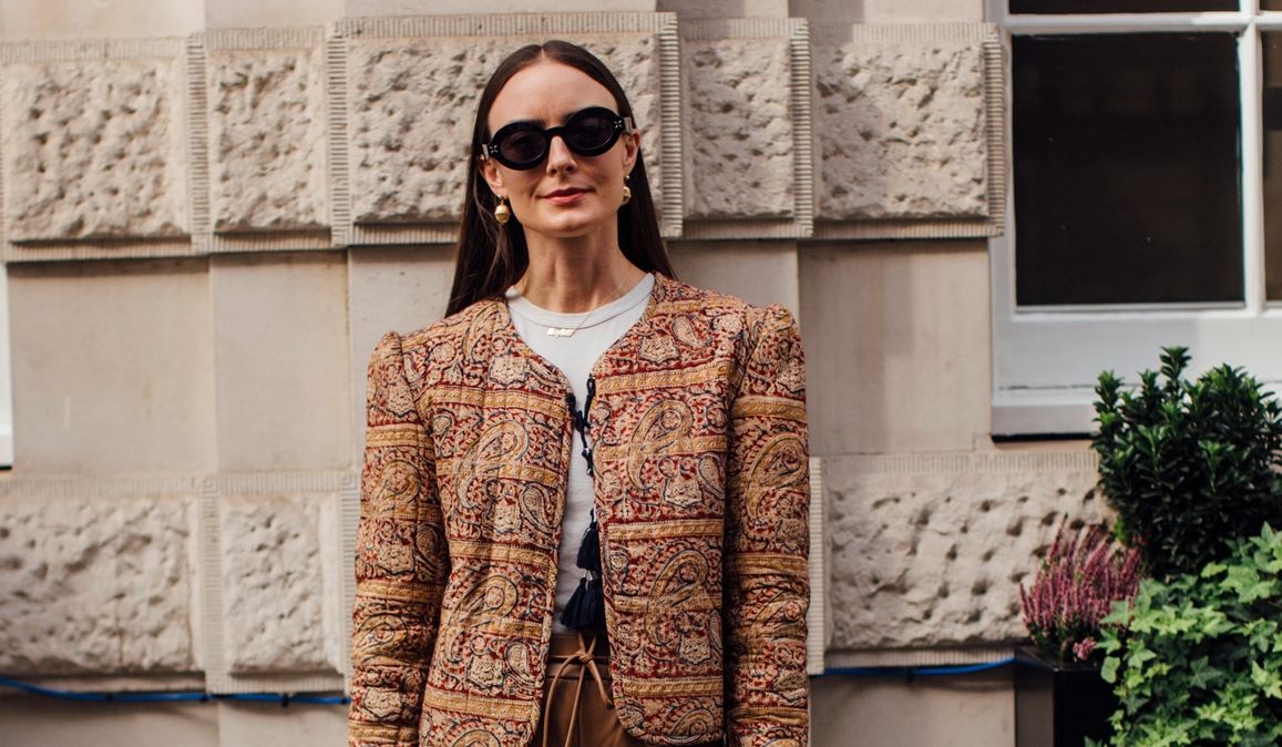 Βαρετά λουκ στο γραφείο; 5 ευρηματικοί τρόποι για να αναβαθμίσεις το στυλ σου