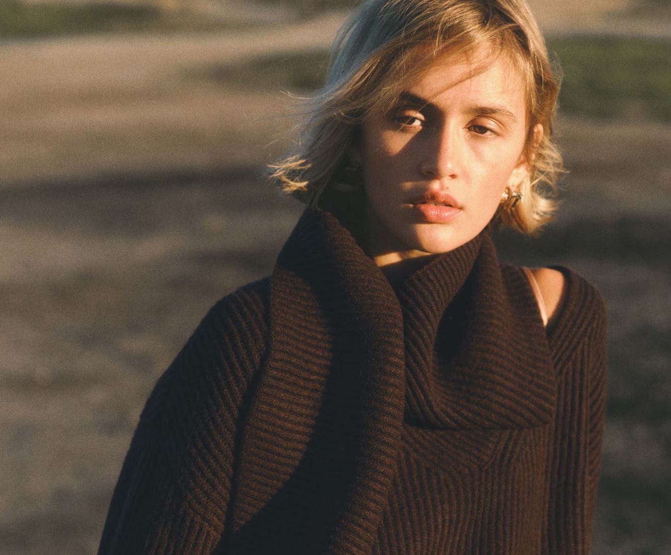 Το cozy και "ακριβό" πουλόβερ από H&M που θα γίνει σύντομα sold-out