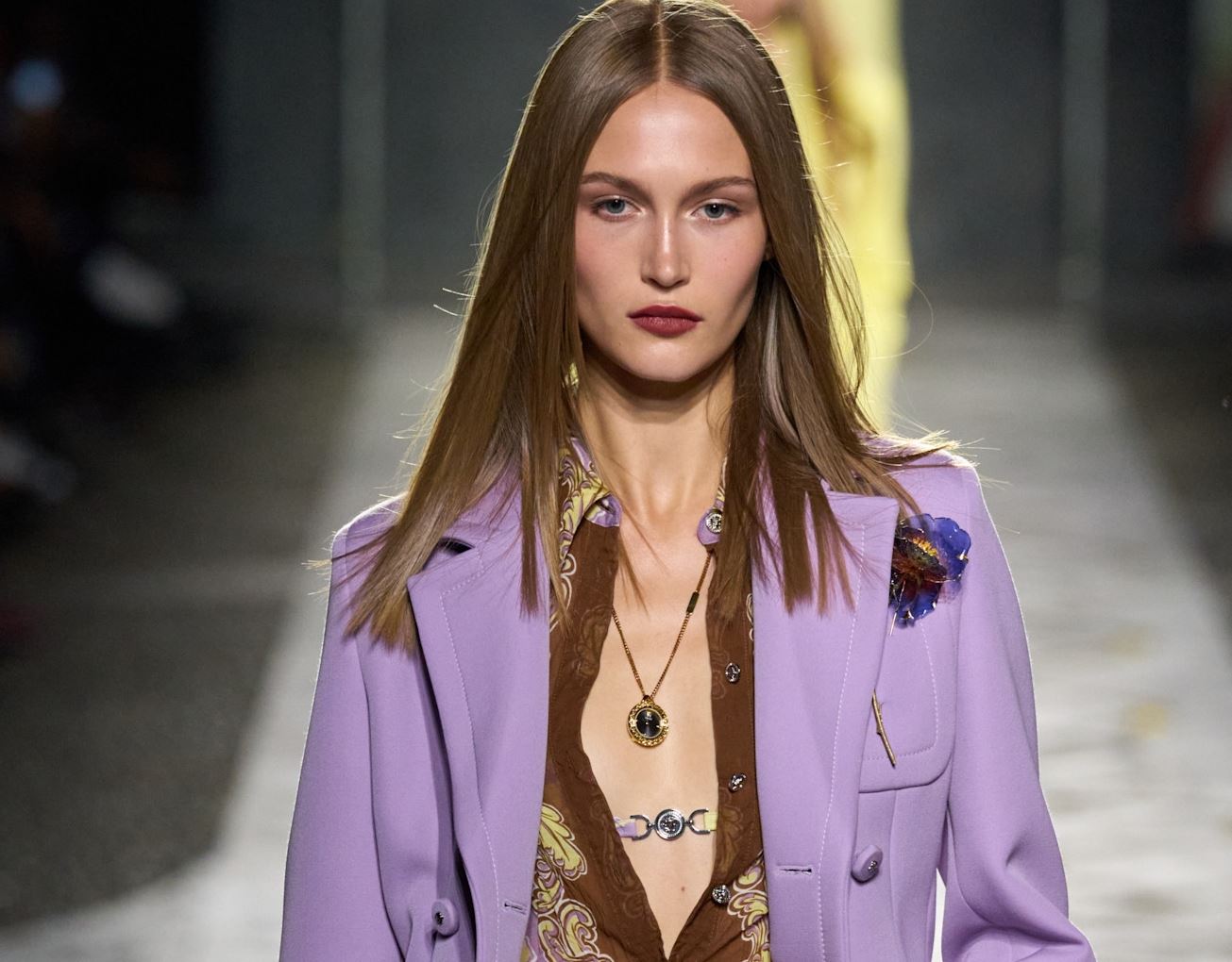 Αυτά τα 2 beauty trends από τα '60s θα κάνουν δυναμικό comeback το 2025