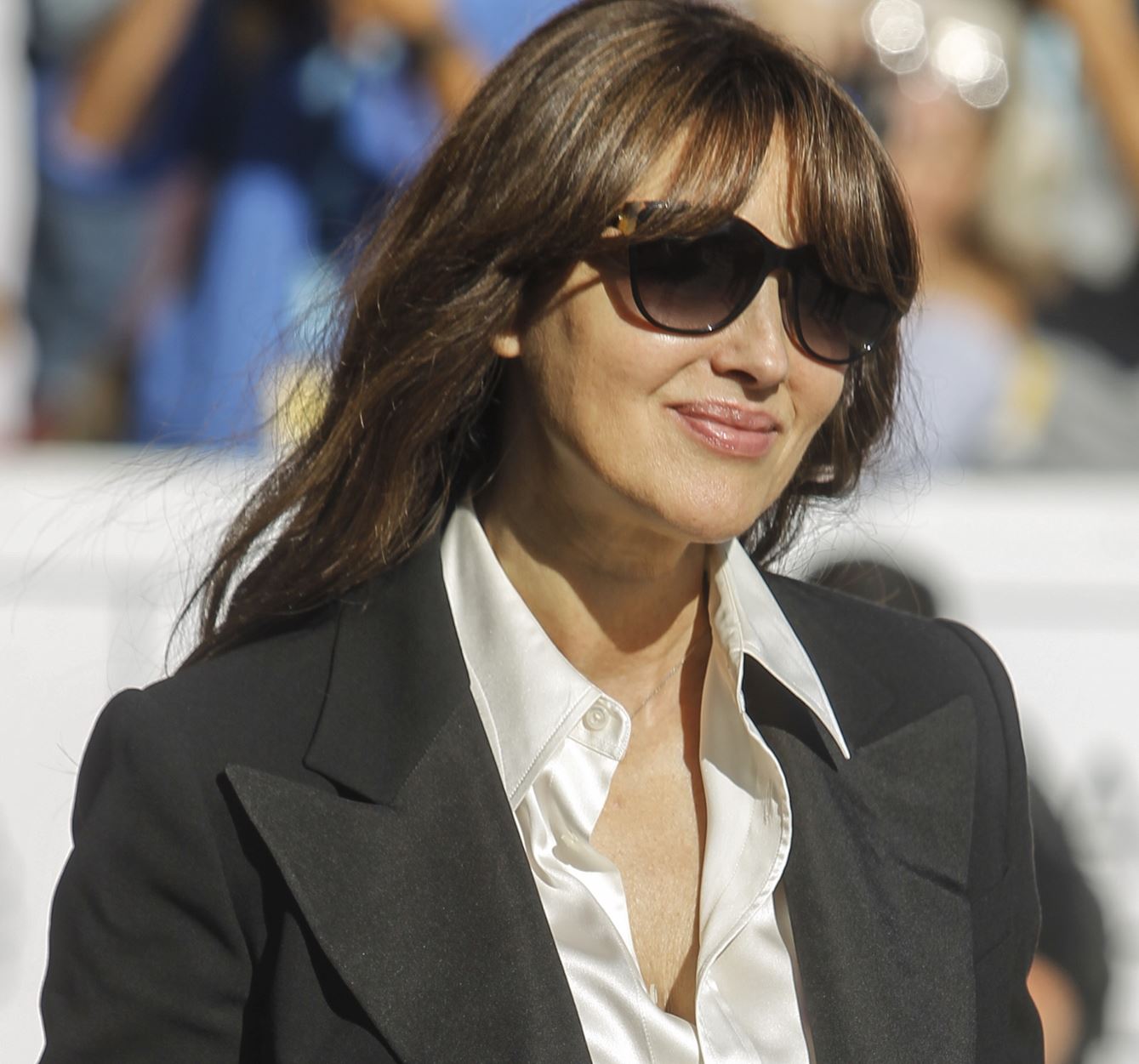 Monica Bellucci: Αυτό είναι το μυστικό της για να σβήνει τις λεπτές γραμμές από τα χείλη της