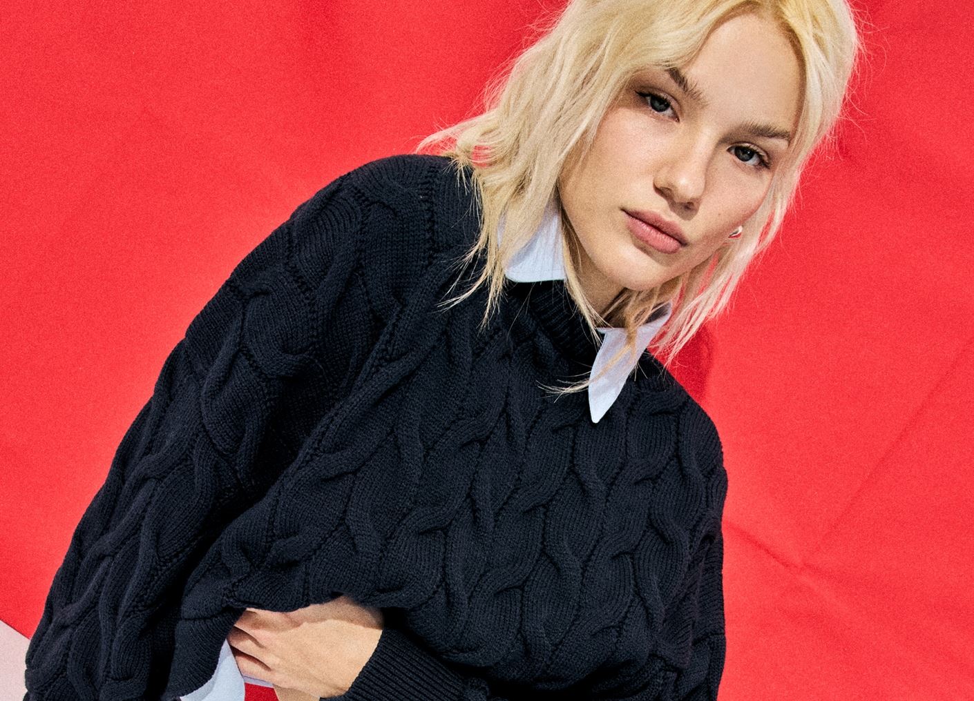 Οι νέες αφίξεις της Stradivarius θα σε βάλουν σε πειρασμό να ανανεώσεις την γκαρνταρόμπα του 2026