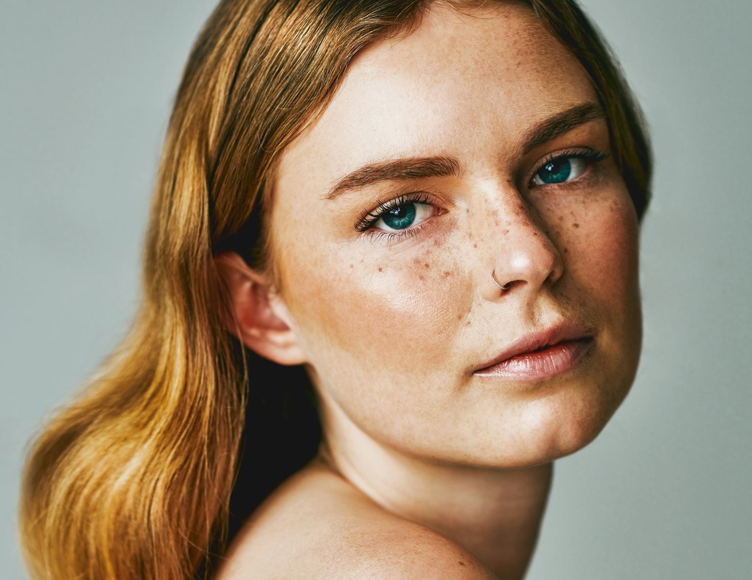 Αντιγήρανση από το μέλλον: Η νέα εποχή στο skincare και πώς μπορούμε να ξέρουμε τι πραγματικά λειτουργεί