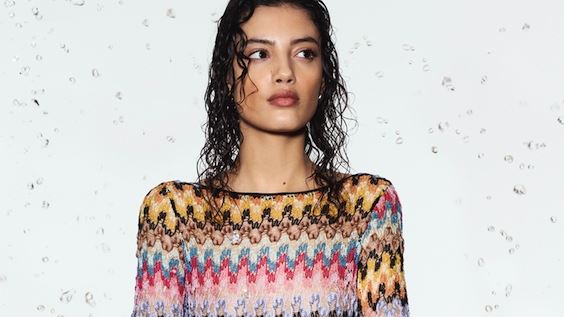 Missoni SS25: Η νέα συλλογή αποτίνει φόρο τιμής στην κληρονομιά του οίκου μέσα από μία φρέσκια οπτική