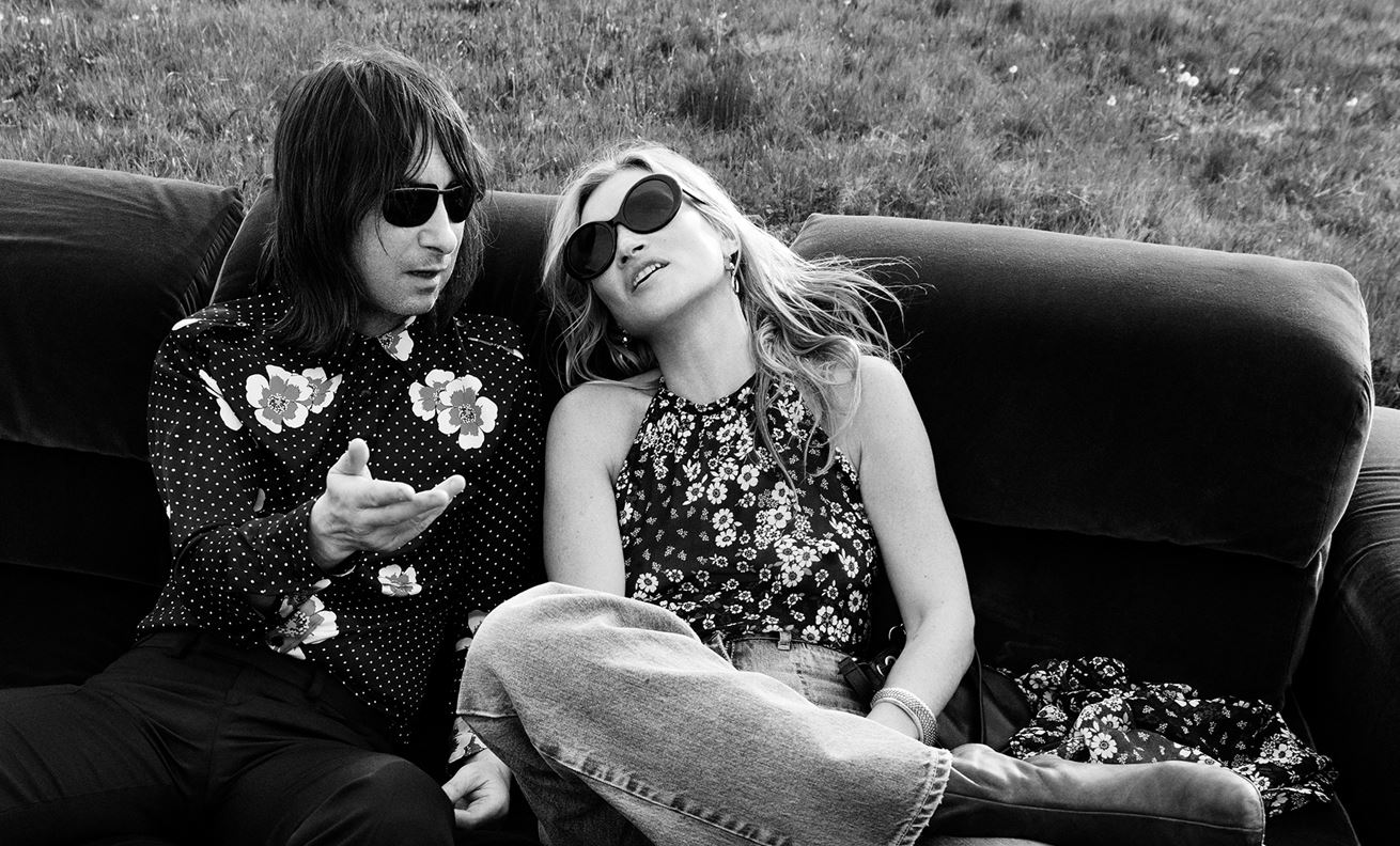 ZARA: Η Kate Moss παρουσιάζει τη δεύτερη ροκ συλλογή της με τον Bobby Gillespie