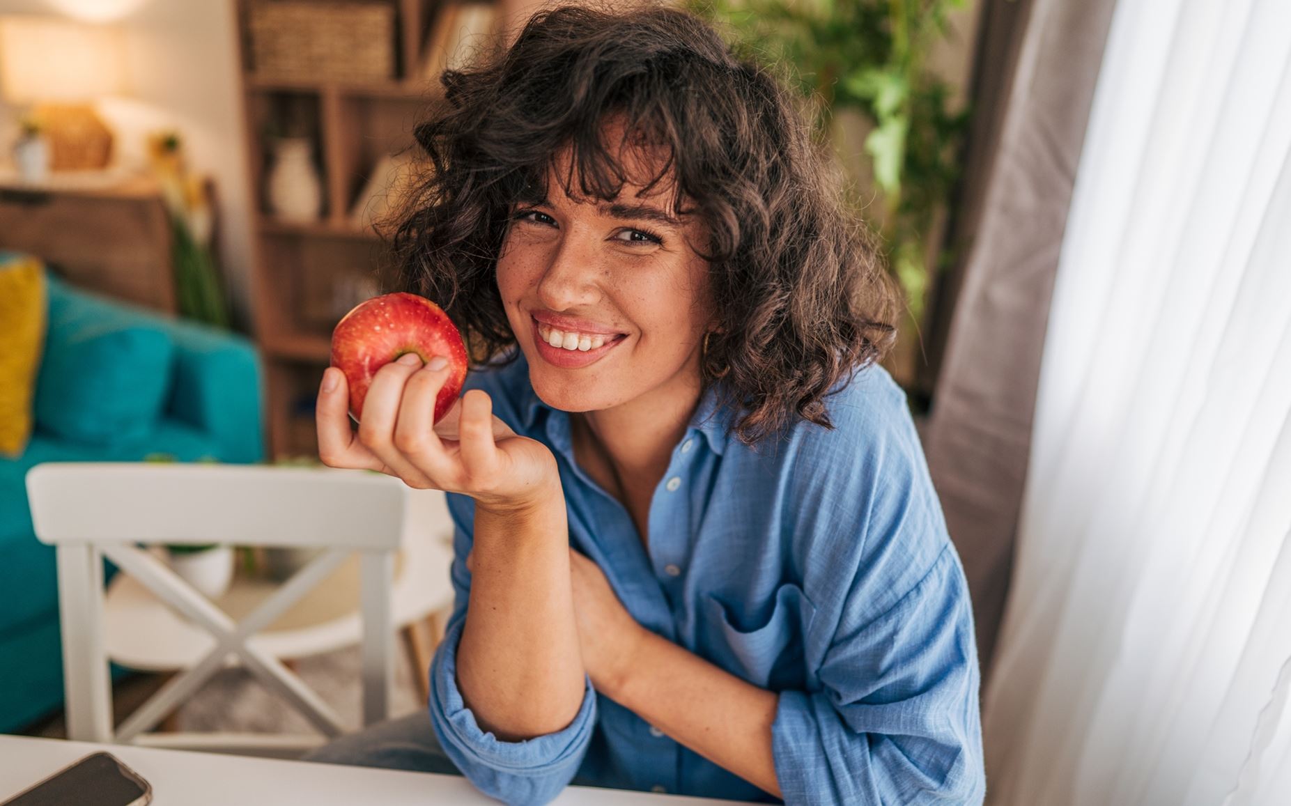 5 τροφές που κάνουν καλό στα μαλλιά