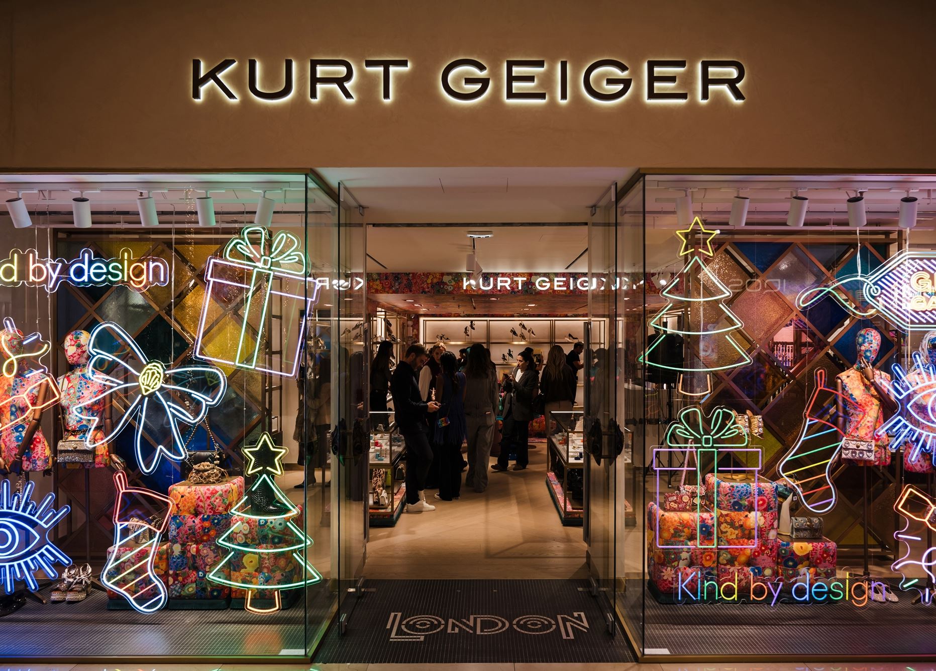 Kurt Geiger: Τα εγκαίνια του πρώτου flagship store στην Ελλάδα