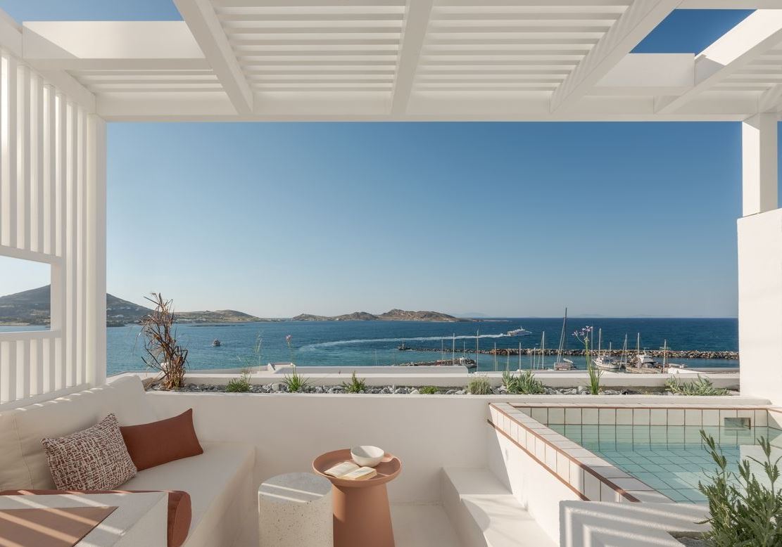 Aegean Color Rooms: Ένας μοναδικής αισθητικής χώρος με την υπογραφή των The Hive Architects